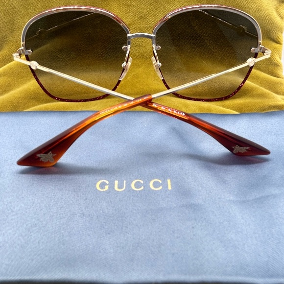 Gucci Women´s Red Sunglasses